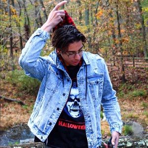 Meet your Posher, Matthew